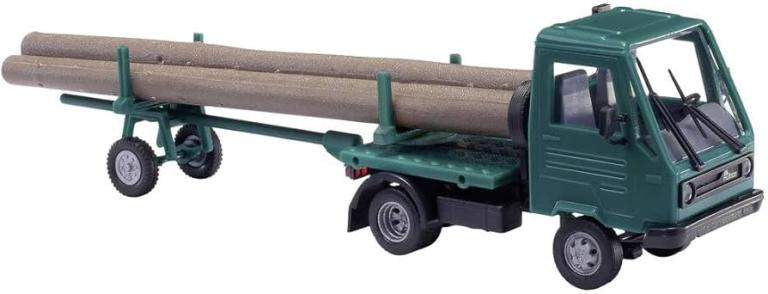 Multicar M26 mit Nachläufer und Baustämmen